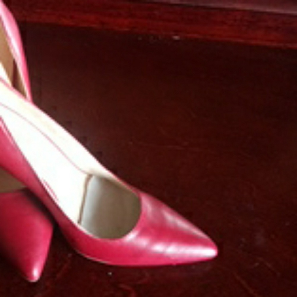 Shoes - Picture 2 of 5
